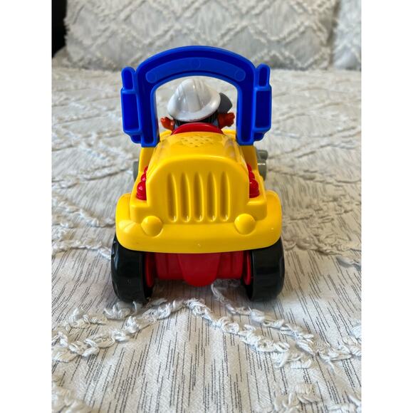 Fisher-Price Lifty Loader Bulldozer Construction w/Figure 2003 Works - Picture 3 of 11